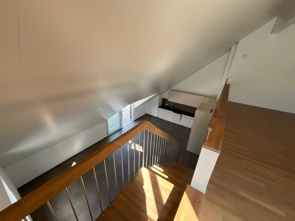 4.5-Zimmer-Maisonette mit Galerie, 134 m², Weitsicht & Lift – sofort verfügbar 5