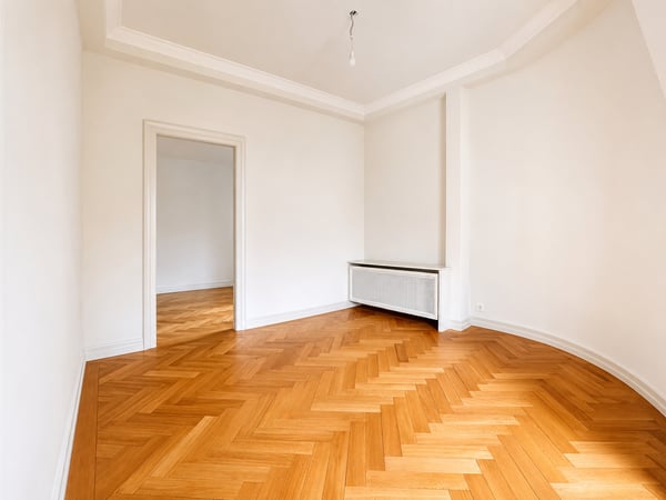 Frisch sanierte, wunderschöne Wohnung an Top Lage zu vermieten! 9