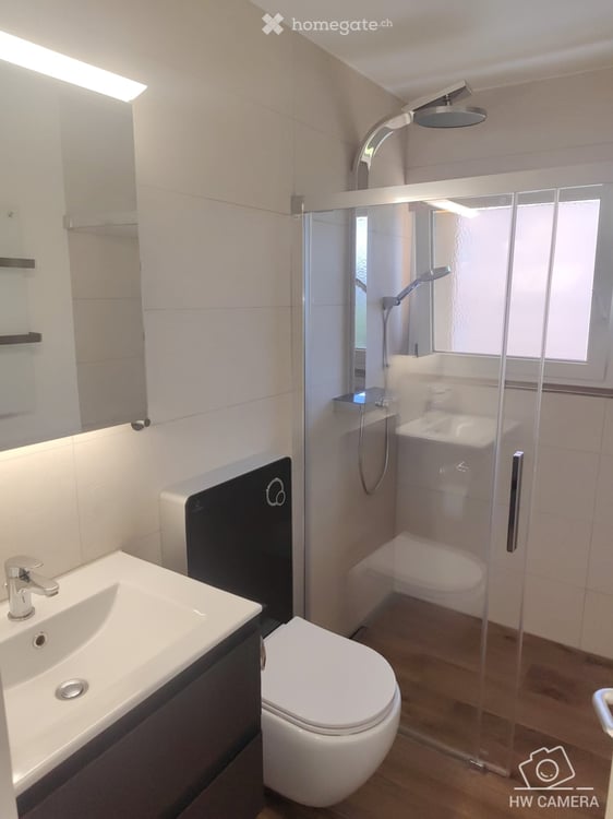 NEU 3 Zimmerwohnung mit grossen Balkon sehr ruhig 72 m2 6
