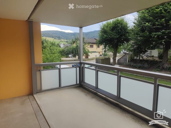 NEU 3 Zimmerwohnung mit grossen Balkon sehr ruhig 72 m2 2