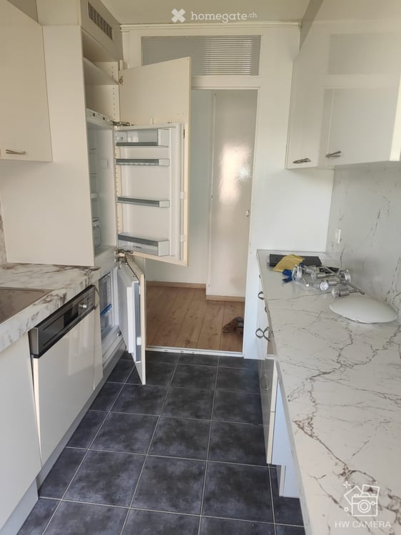 NEU 3 Zimmerwohnung mit grossen Balkon sehr ruhig 72 m2 7