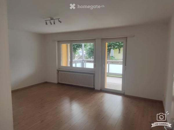 NEU 3 Zimmerwohnung mit grossen Balkon sehr ruhig 72 m2 3