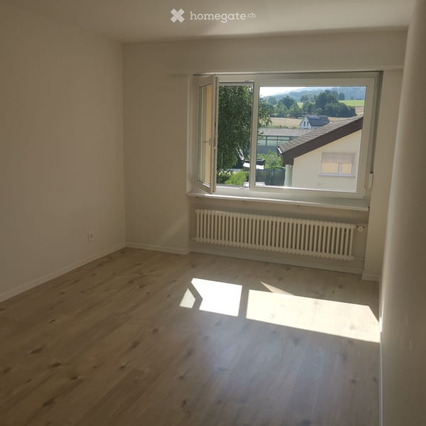 NEU 3 Zimmerwohnung mit grossen Balkon sehr ruhig 72 m2 9