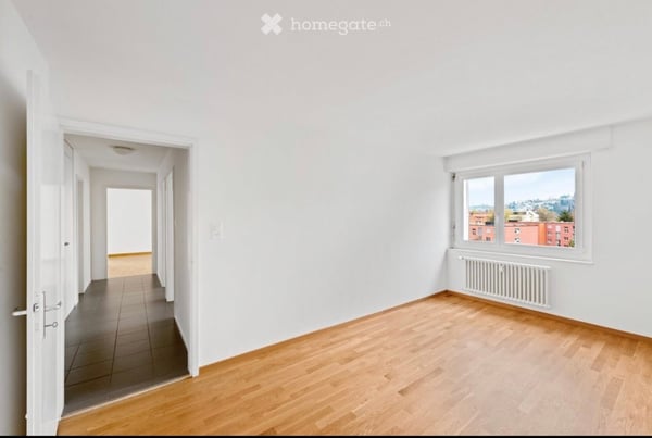Bright 5.5-Room Family Apartment with Stunning Views on the 6th Floor – Luzern 2
