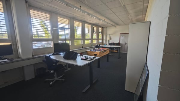Büro in Unterentfelden 123m2 UND 63 m2 6