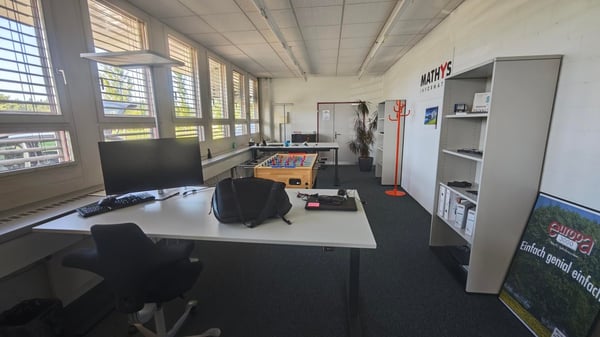 Büro in Unterentfelden 123m2 UND 63 m2 8