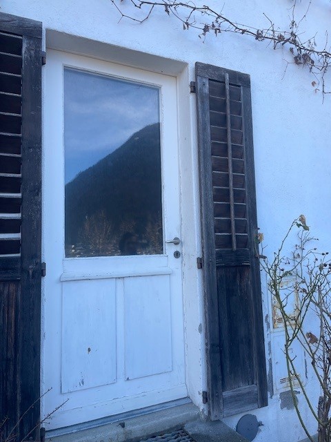 Charmantes 1.5-Zimmer-Studio mit Balkon und Bergblick in Chur 2