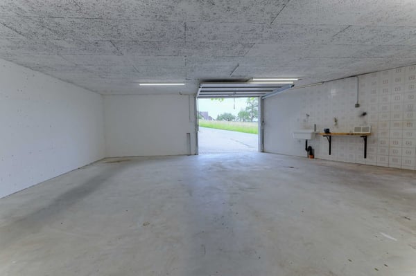 Renovierte Doppeleinfamilienhaushälfte in Birchwil an ruhiger Lage mit unverbaubarer Aussicht 12