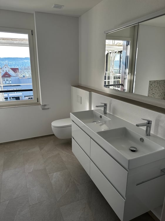 Exklusive 3.5-Zimmer-Wohnung mit Seesicht in Rüschlikon 8