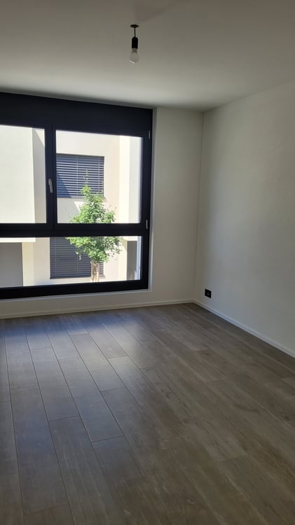 Moderne, geräumige 3.5-Zimmer-Wohnung in Embrach 3