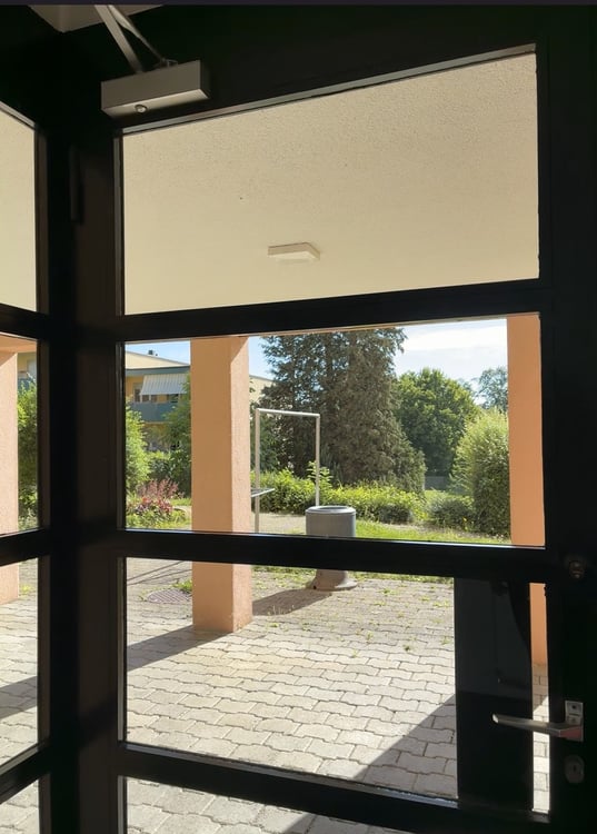 3.5-Zimmer-Wohnung mit Wintergarten, Garten und Garage in Adliswil 14