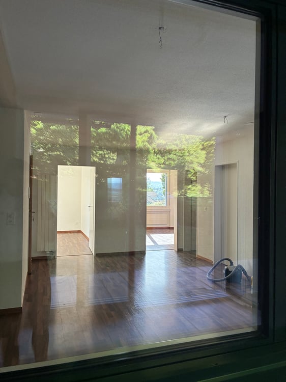 3.5-Zimmer-Wohnung mit Wintergarten, Garten und Garage in Adliswil 11