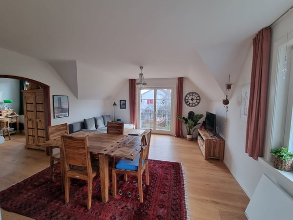 4 1/2 Zimmerwohnung mit wunderschöner Seesicht 5