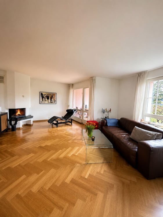 Per 1.9. 4.5-Zimmerwohnung zu vermieten – Obere Heslibachstrasse 85a, Küsnacht 3