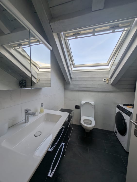 Möblierte 2.5-Zimmer-Maisonette mit Gartensitzplatz, befristet 2 Jahre 3