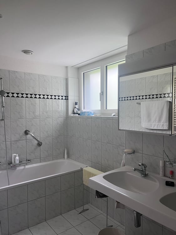 5-Zimmer-Wohnung am Zürichberg mit zwei Balkonen und schöner Aussicht 5
