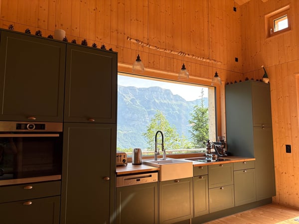 Vollständig renoviertes 7.5-Zimmer-Chalet mit traumhafter Walensee- und Churfirsten-Aussicht 9