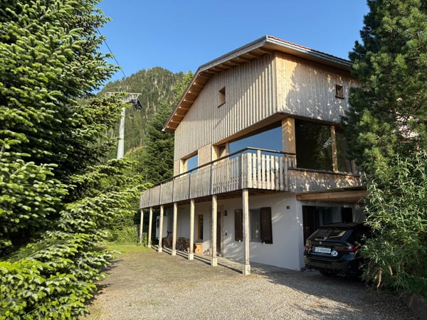 Vollständig renoviertes 7.5-Zimmer-Chalet mit traumhafter Walensee- und Churfirsten-Aussicht 5