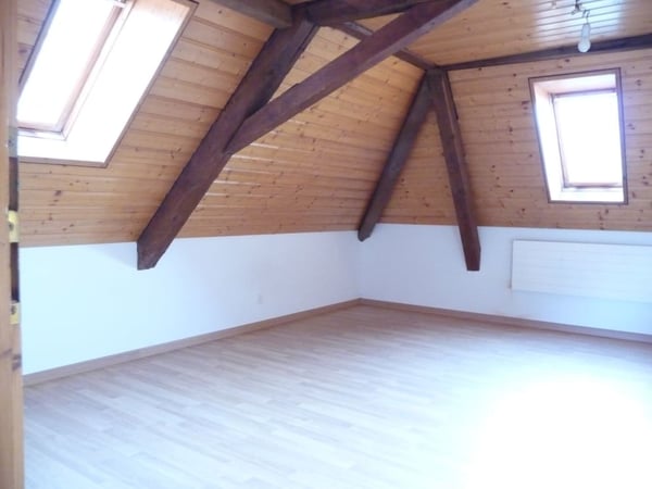 3-Zimmer Dachwohnung 5