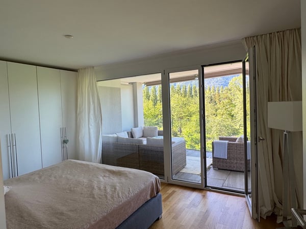 Charmante 2.5-Zimmer-Wohnung mit Bergblick in Locarno – Neubau 2021 4
