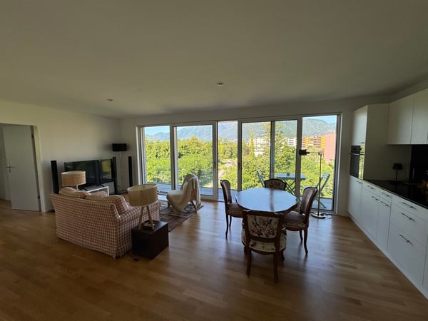 Charmante 2.5-Zimmer-Wohnung mit Bergblick in Locarno – Neubau 2021 3