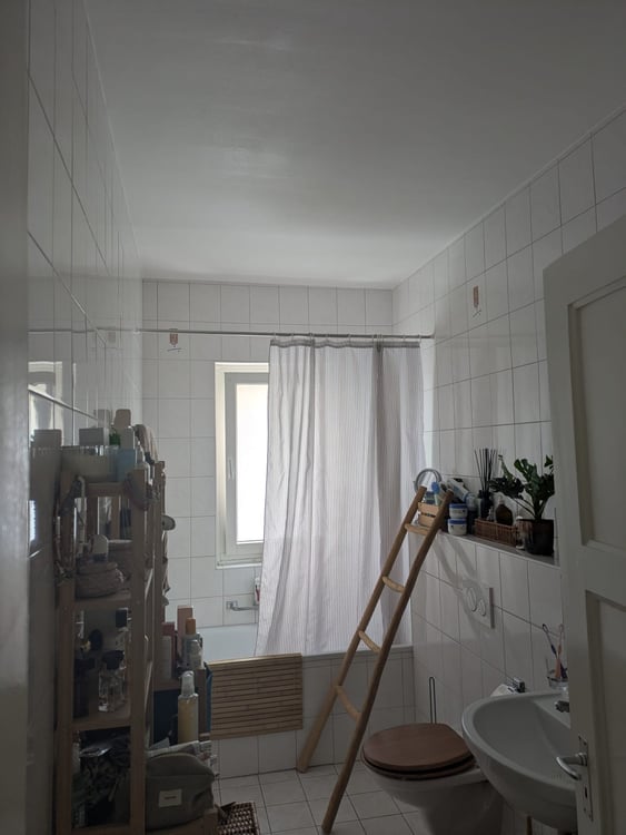 Charmant appartement de 2,5 pièces avec balcon à Fribourg 3