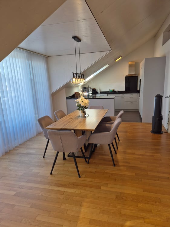 Moderne Wohnung mit Top Ausbau 10