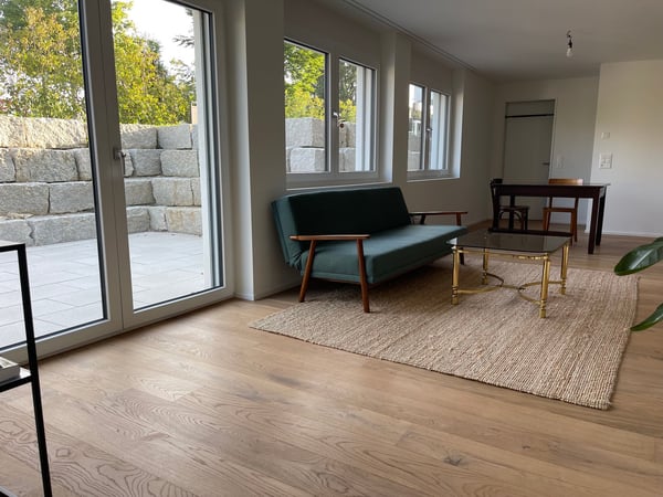 Moderne 2.5-Zimmer-Neubauwohnung im Gartengeschoss in Nürensdorf 2