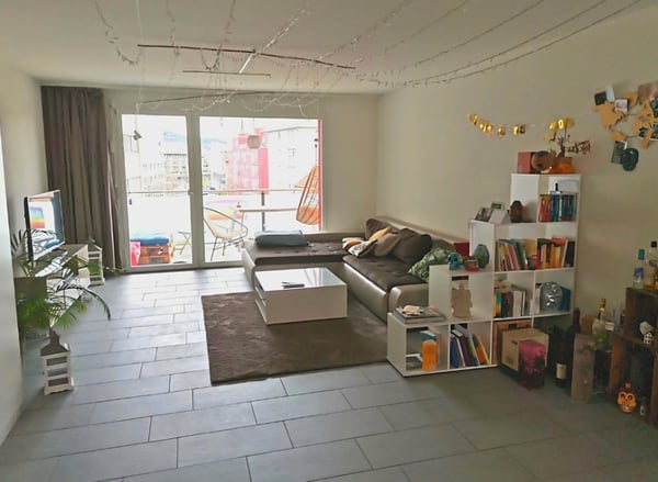 Helle 3.5-Zimmer-Wohnung mit Balkon und Stadtblick in Dietikon 2