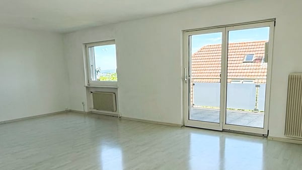 Wohnung mit Weitsicht – 3.5-Zimmer-Wohnung mit Wintergarten und Balkon 5