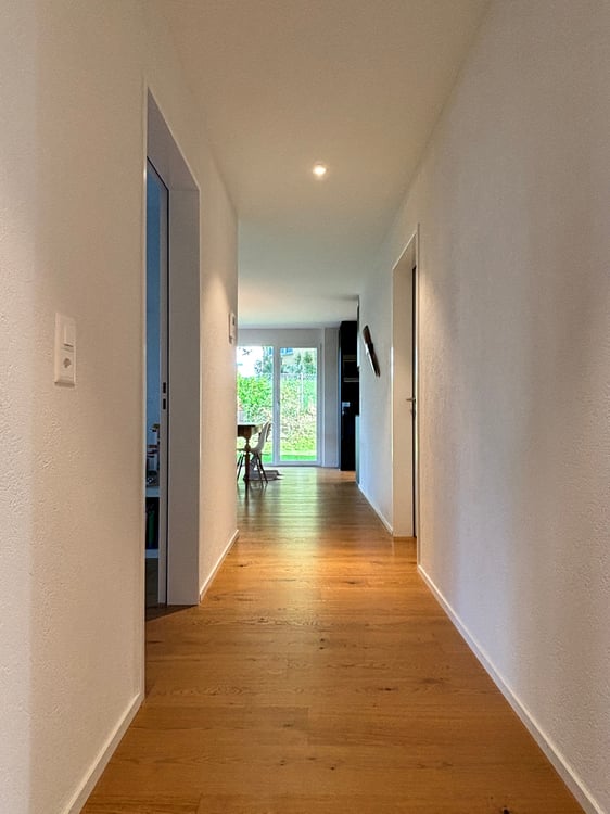 Moderne 4.5-Zimmer-Wohnung im Erdgeschoss in Russikon 7