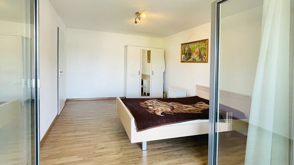 Nachmieter gesucht per 01.08.26: helle 3.5-Zimmer-Wohnung mit Balkon in Triengen 3