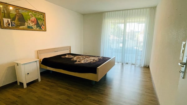 Nachmieter gesucht per 01.08.26: helle 3.5-Zimmer-Wohnung mit Balkon in Triengen 2