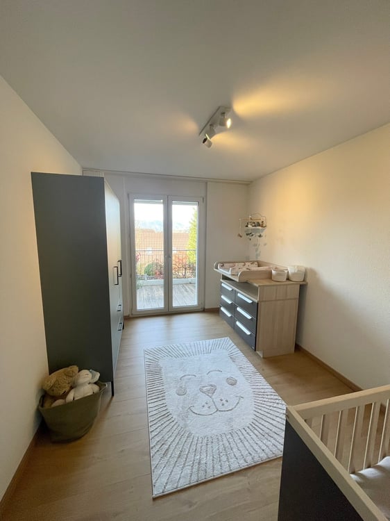 Wohnen mit Weitblick - sonnige 4.5-Zimmer-Terrassenwohnung an zentraler Lage in Würenlingen 5