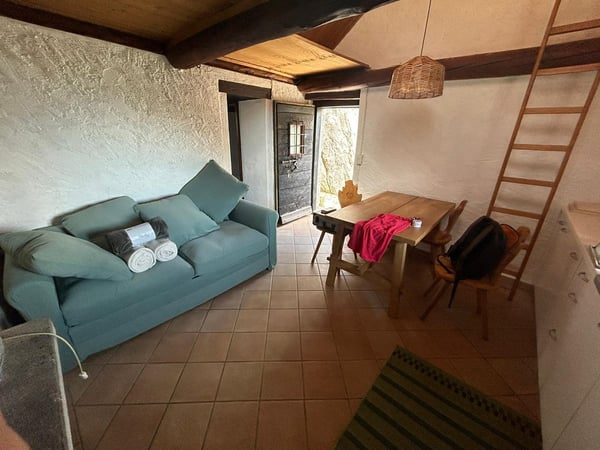 2 Rustici in pietra a Gorduno – Charme ticinese autentico in vendita 3