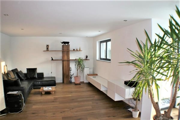 Geräumiges 6.5-Zimmer-Einfamilienhaus an ruhiger Lage in Schaffhausen 10