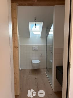 Charmante 2.5-Zimmer-Dachwohnung mit Balkon in Biel/Bienne 5