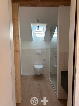 Charmante 2.5-Zimmer-Dachwohnung mit Balkon in Biel/Bienne 5