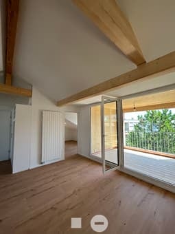 Charmante 2.5-Zimmer-Dachwohnung mit Balkon in Biel/Bienne 4