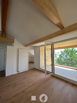 Charmante 4.5-Zimmer-Dachwohnung mit Balkon in Biel/Bienne 4