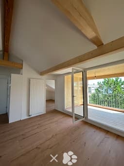 Charmante 2.5-Zimmer-Dachwohnung mit Balkon in Biel/Bienne 4