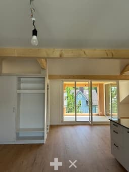 Charmante 2.5-Zimmer-Dachwohnung mit Balkon in Biel/Bienne 6