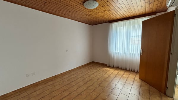 Appartamento di 3.5 locali con balcone a Monte Carasso 4