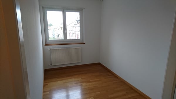 Attraktive 2.5-Zimmer-Wohnung mit Balkon an ruhiger Lage 6