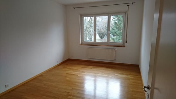 Attraktive 2.5-Zimmer-Wohnung mit Balkon an ruhiger Lage 5