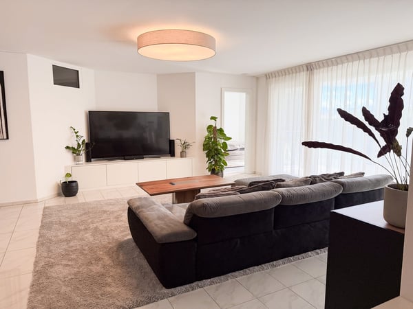 Moderne und grosszügige 3.5-Zimmer-Gartenwohnung mit 80 m² Aussenbereich 7
