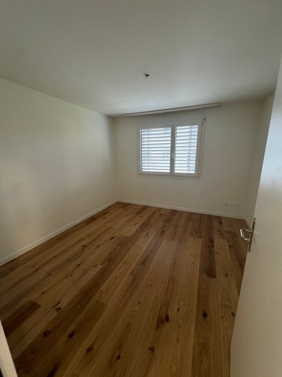 5.5-Zimmerwohnung im Eigentumsstandard – top angebunden, ruhig und familienfreundlich 9