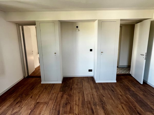 Erstbezug in historischer Villa: 3.5-Zimmer, ideal auch für Wohngemeinschaft (2 Bäder) 6