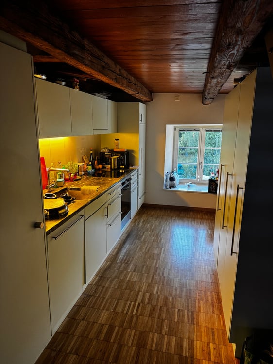 Charmante 2.5-Zimmer Duplex-Dachwohnung an der Sankt Urbangasse in Solothurn 4