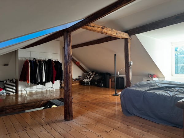 Charmante 2.5-Zimmer Duplex-Dachwohnung an der Sankt Urbangasse in Solothurn 9